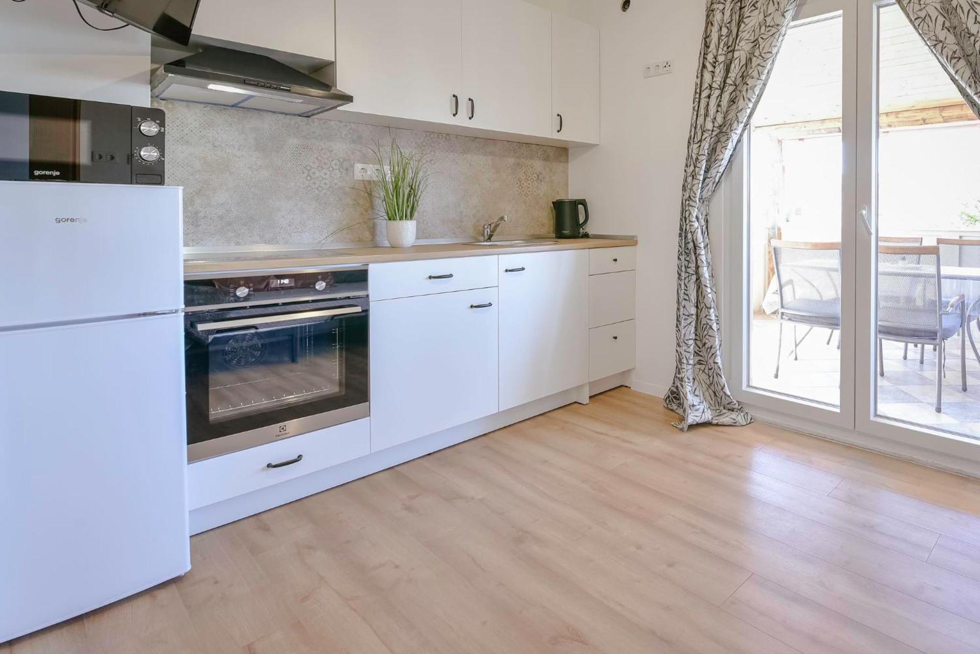 Apartmani Kristijan スヴェティ・ペタル エクステリア 写真