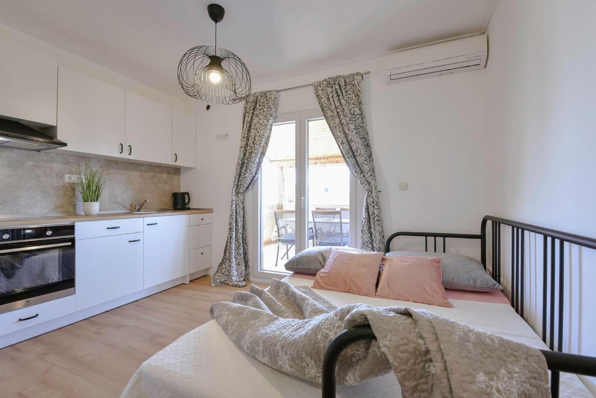 Apartmani Kristijan スヴェティ・ペタル エクステリア 写真