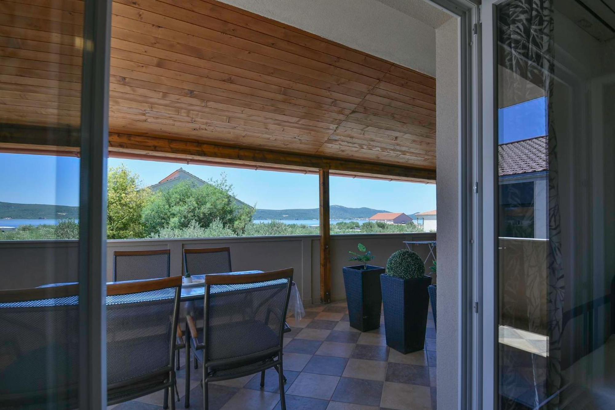 Apartmani Kristijan スヴェティ・ペタル エクステリア 写真